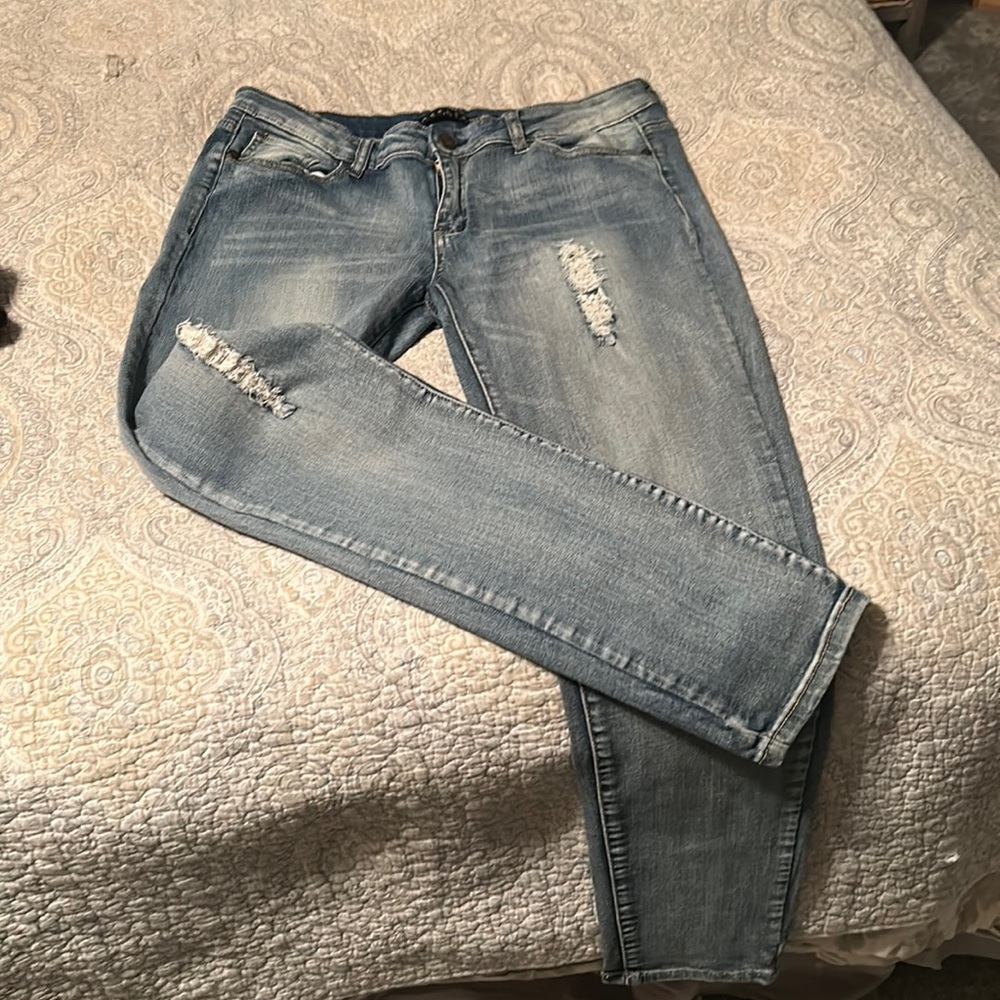 Super cute skinny jeans